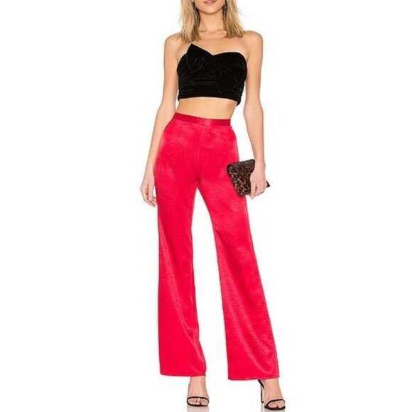 NWT‎ Lovers + Friends Twist Turn Velvet Crop Top in Black Size Large - Picture 2 of 9